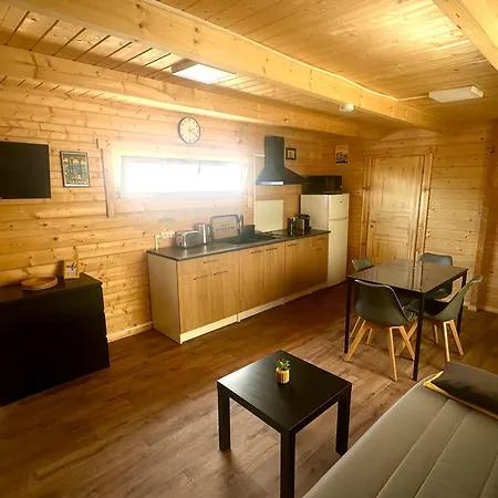 Chalet Ceyrenite *