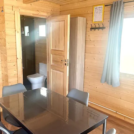 Chalet Ceyrenite