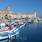 Chalet Ceyrenite - La Ciotat *