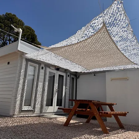 Ceyrenite - La Ciotat Domek alpejski